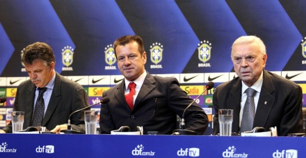 Coletiva da apresentação do Dunga como técnico da Seleção Brasileira