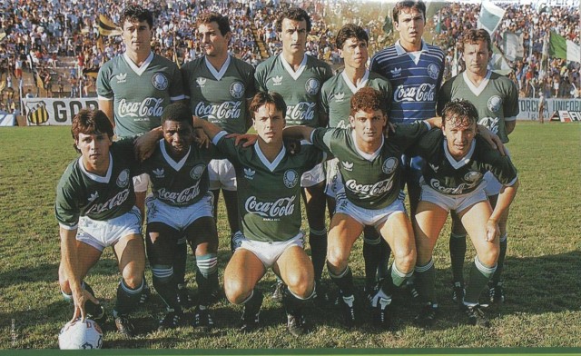 PALMEIRAS - 1989. Em Pé: Darío Pereyra, Toninho, Júnior, Édson, Velloso e Abelardo. Agachados: Mauricinho, Gérson Caçapa, Gaúcho, Edu e Neto